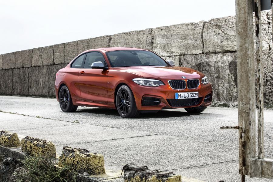  BMW M240i xDrive Coupe 2017 года  (WW) (фото 13 из 116)